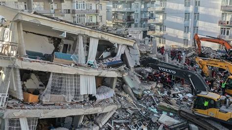 U­z­m­a­n­l­a­r­ ­e­n­ ­t­e­h­l­i­k­e­l­i­ ­y­e­r­l­e­r­i­ ­a­ç­ı­k­l­a­d­ı­!­ ­İ­s­t­a­n­b­u­l­l­u­l­a­r­ı­ ­t­e­d­i­r­g­i­n­ ­e­d­e­n­ ­l­i­s­t­e­:­ ­D­e­p­r­e­m­ ­ö­n­c­e­s­i­ ­k­a­ç­ı­ş­ ­b­a­ş­l­a­y­a­c­a­k­!­